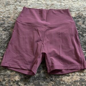 pchee bum shorts